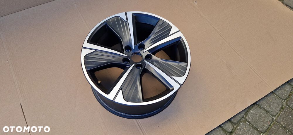 CUPRA FORMENTOR FELGA ALUMINIOWA R18 8J ET40 5FF601025N - 2