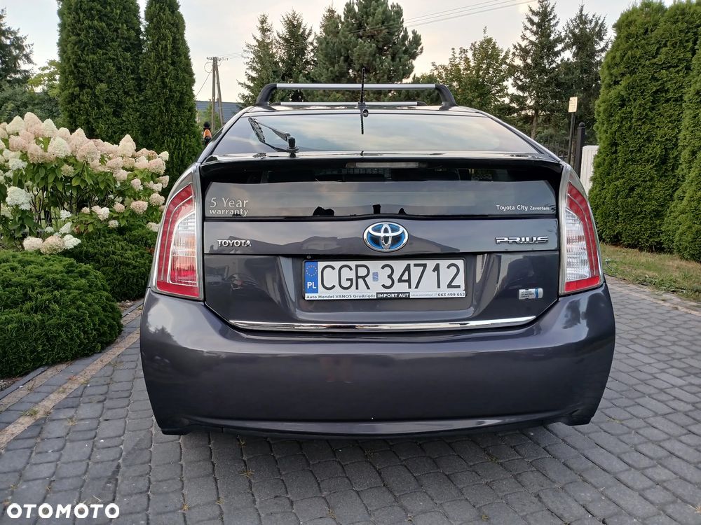 Toyota Prius (Hybrid) Executive - 20
