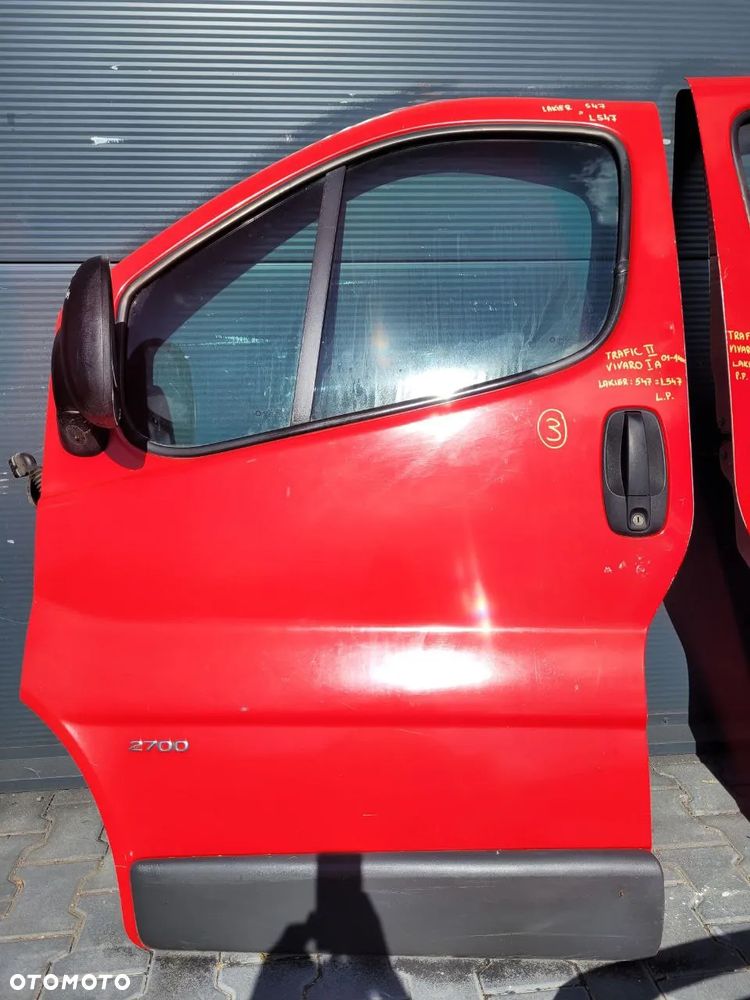 KAROSERIA RENAULT TRAFIC II  OPEL VIVARO I A 547 L547 CZERWONY CZERWONA - 17