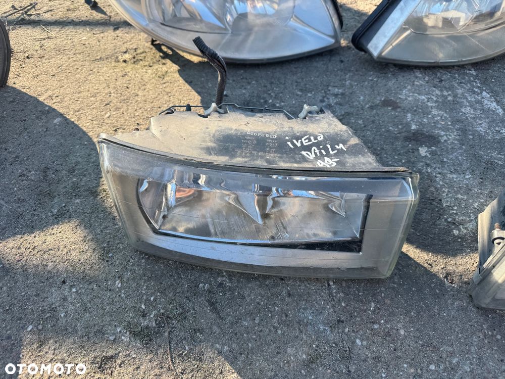 Iveco daily lampy przednie przód   Prawa lewa 663-1105L rhd - 2