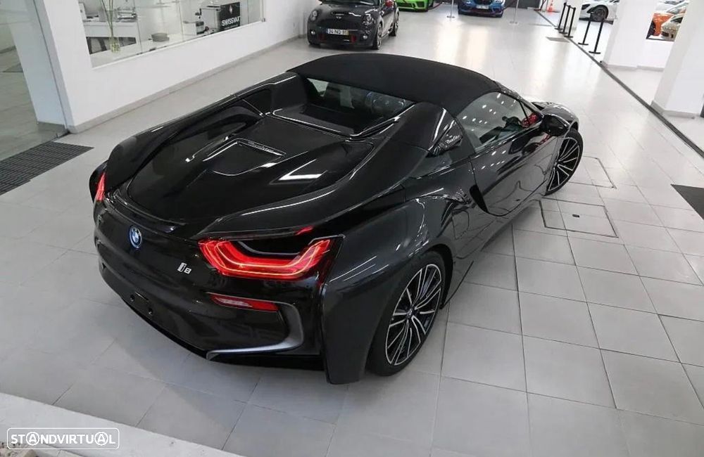 BMW i8 Roadster - 6