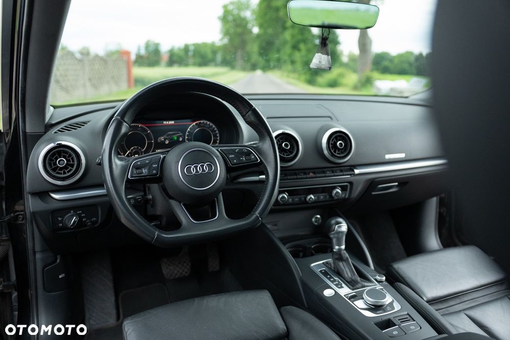 Audi A3 Sportback 1.4 TFSI E-tron Attraction e-S tronic - 29