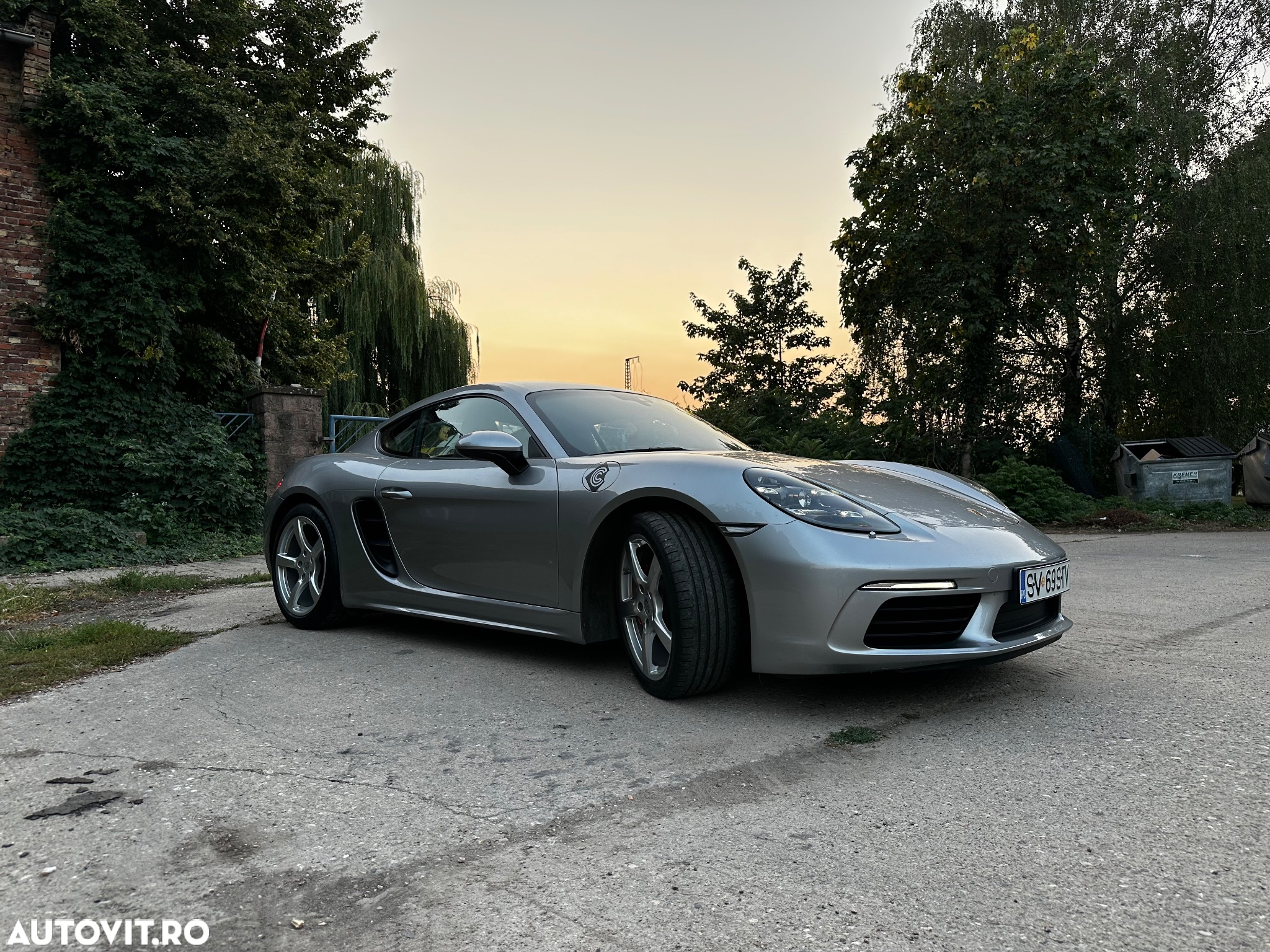 Porsche Cayman 718 - 3