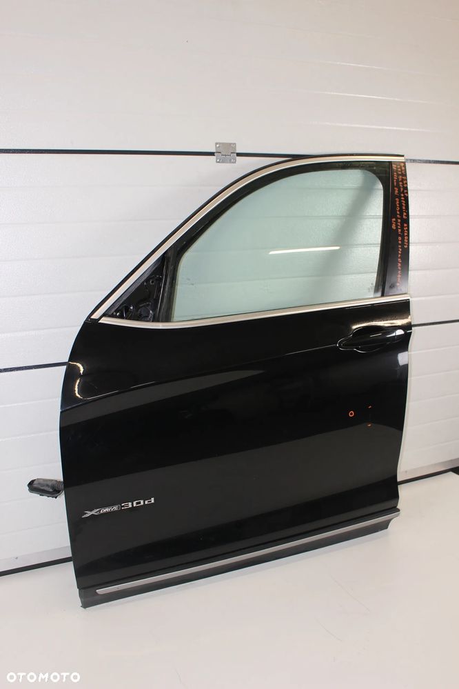 BMW X3 F25 DRZWI  475 black sapphire - 2