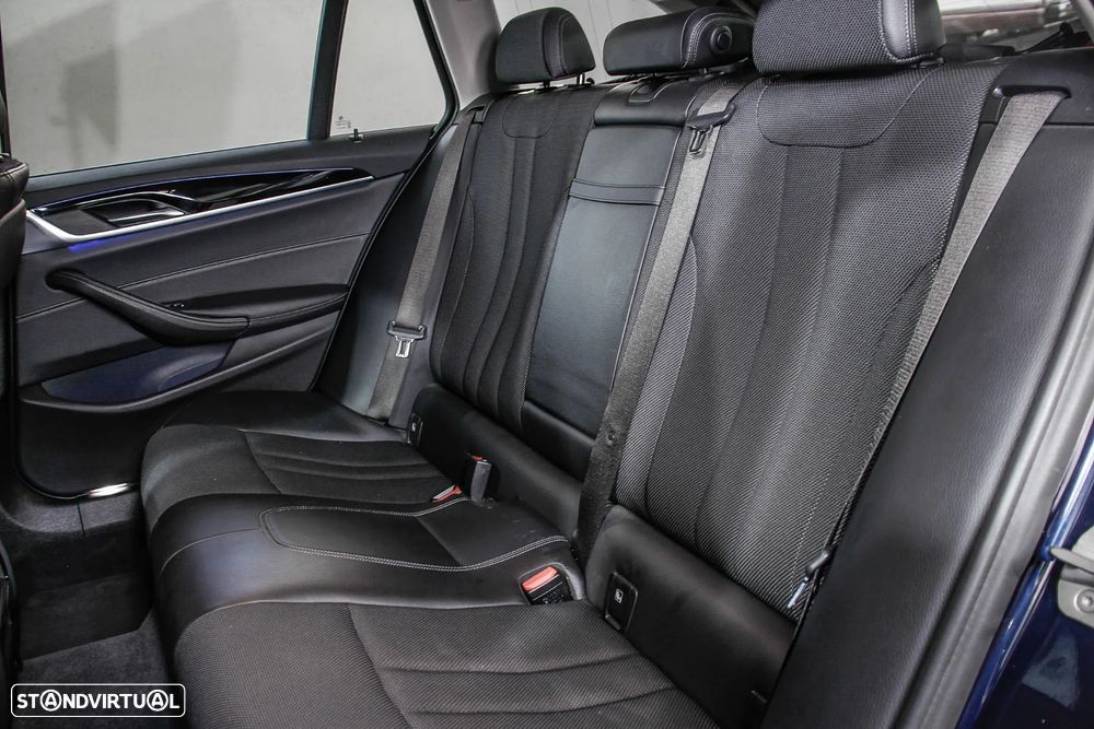 BMW 520 d Touring Aut. Sport Line - 11