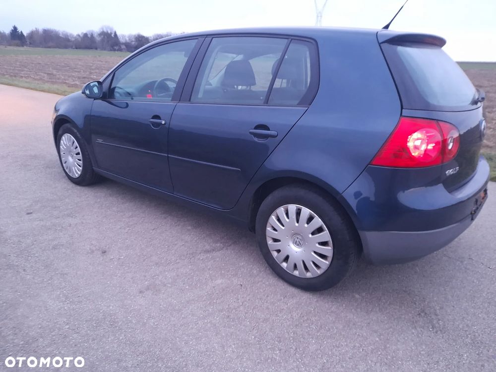 Volkswagen Golf - 11