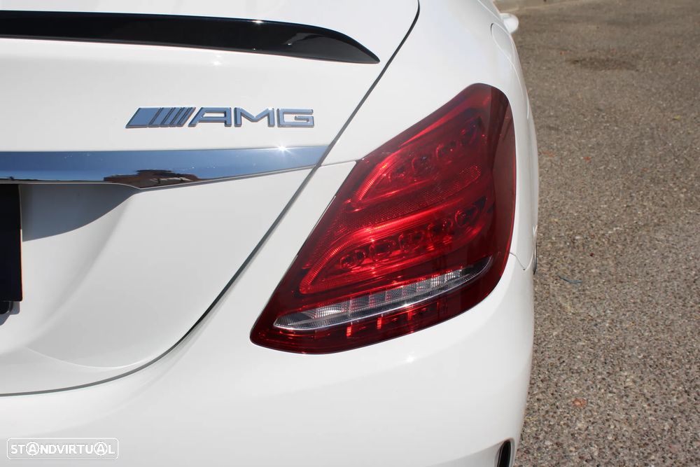 Mercedes-Benz C 200 d AMG Line - 33