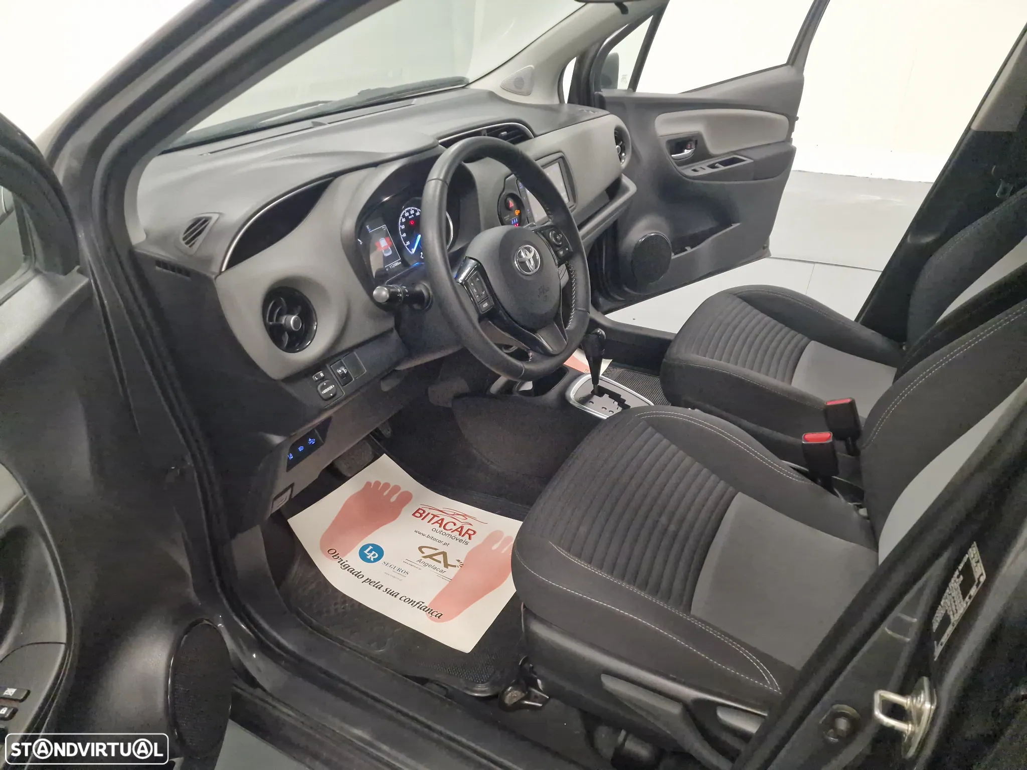 Toyota Yaris 1.5 HSD Comfort - 25