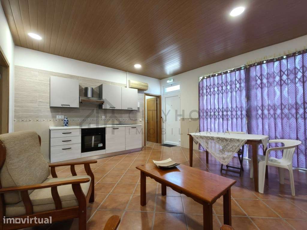 Espaço Comercial c/ Potencial de Habitação ou Escritório Algoz - Grande imagem: 3/12