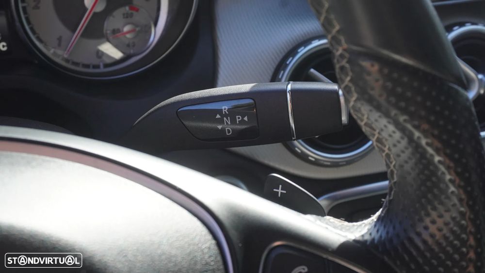 Mercedes-Benz GLA 200 (CDI) d 7G-DCT - 32