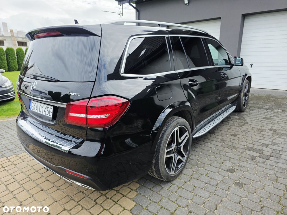 Mercedes-Benz GLS - 11
