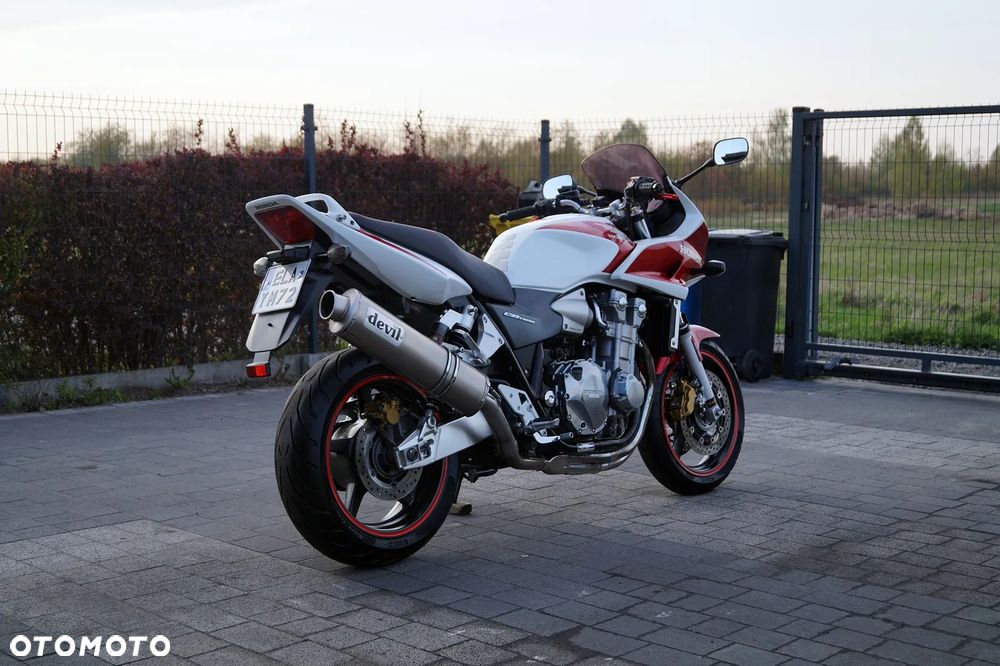 Honda CB - 10