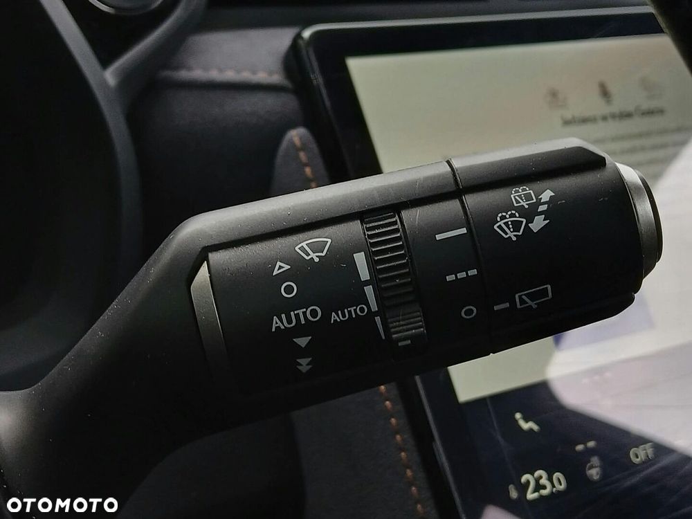 Lexus LBX 1.5 Hybrid Cool AWD - 31