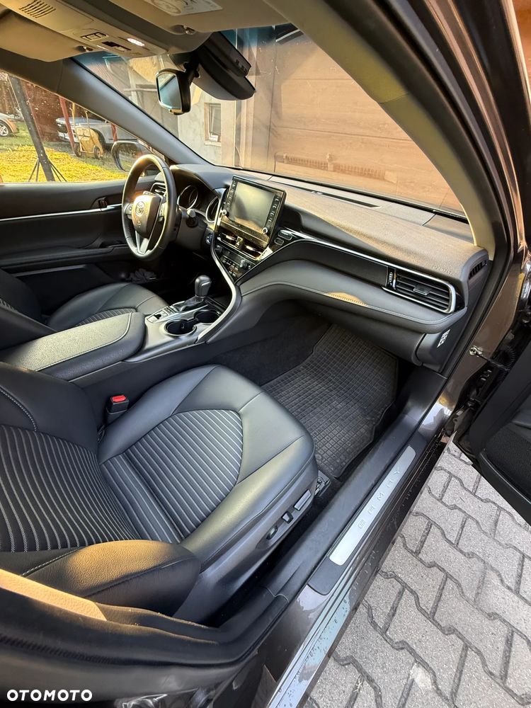 Toyota Camry 2.5 Hybrid Prestige CVT - 10