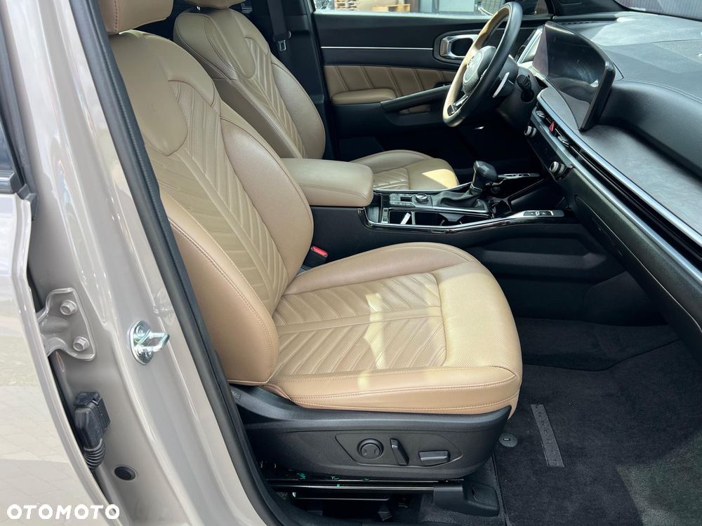 Kia Sorento - 16