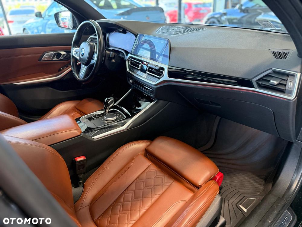 BMW Seria 3 M340i xDrive sport - 10
