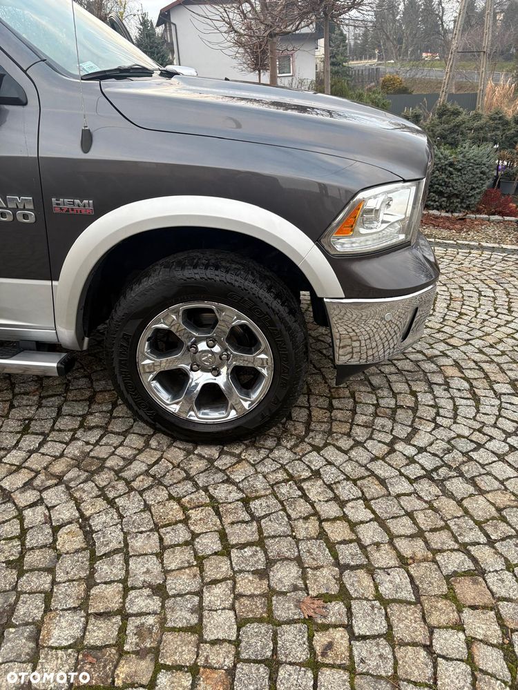 Dodge RAM 5.7 4x4 - 3