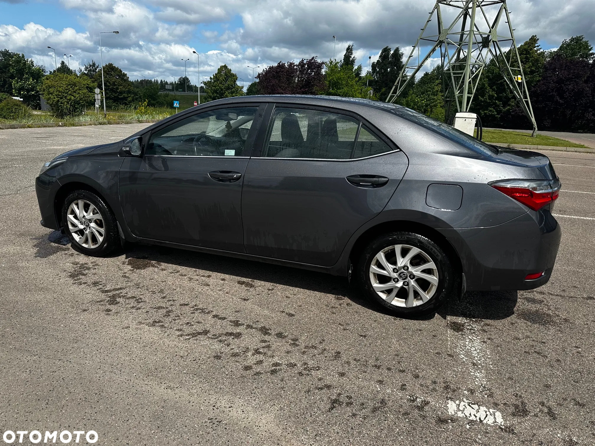 Toyota Corolla - 2