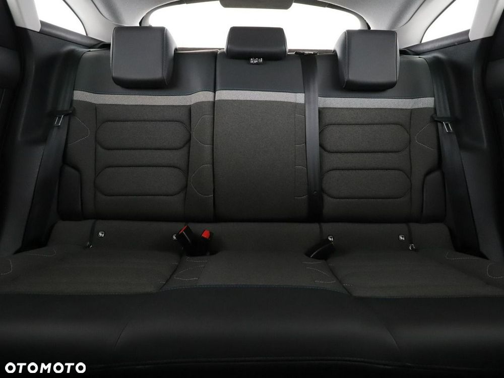 Citroën C4 PureTech 130 Stop&Start EAT8 PLUS - 19