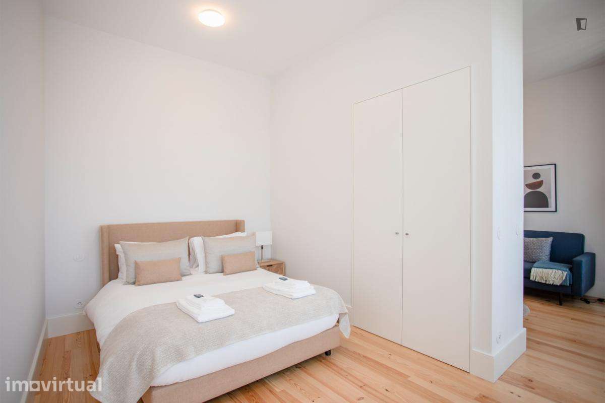 Apartamento com 1 quartos - localizado em Cedofeita Porto - Grande imagem: 3/27