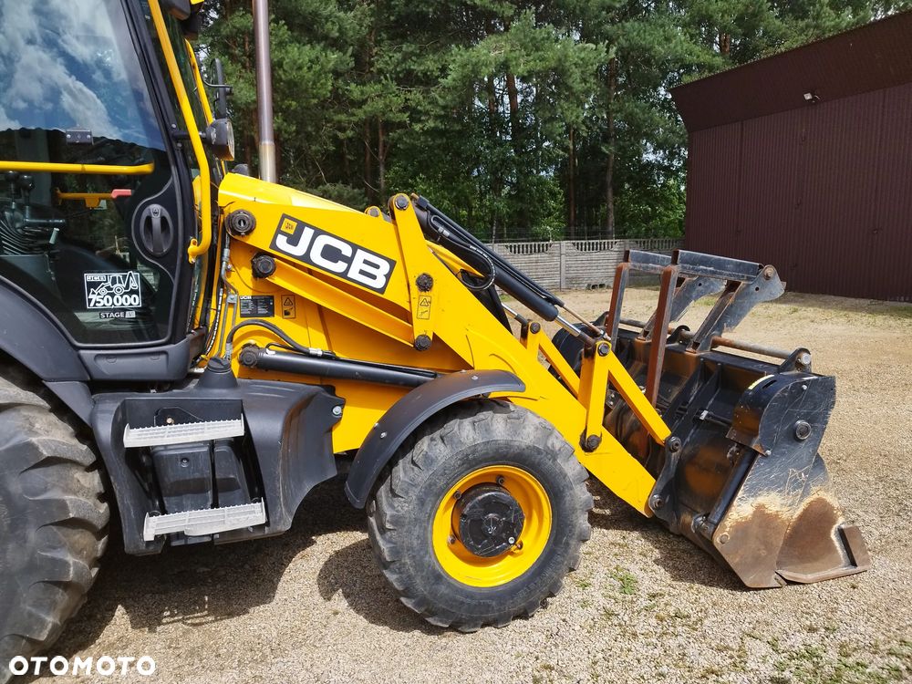 JCB 3CX , Caterpillar CAT 427F, JCB 3CX - 27