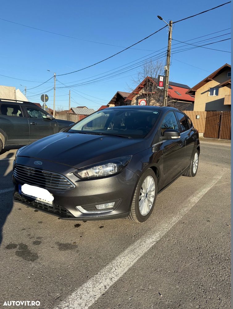 Ford Focus 1.0 EcoBoost Titanium - 1
