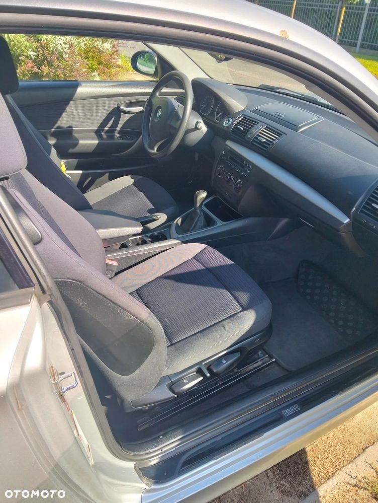 BMW Seria 1 - 12