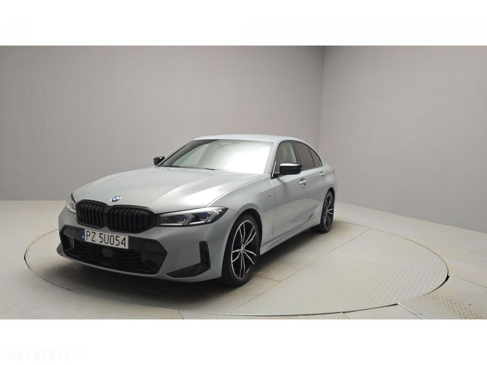 BMW Seria 3 320d xDrive M Sport - 8