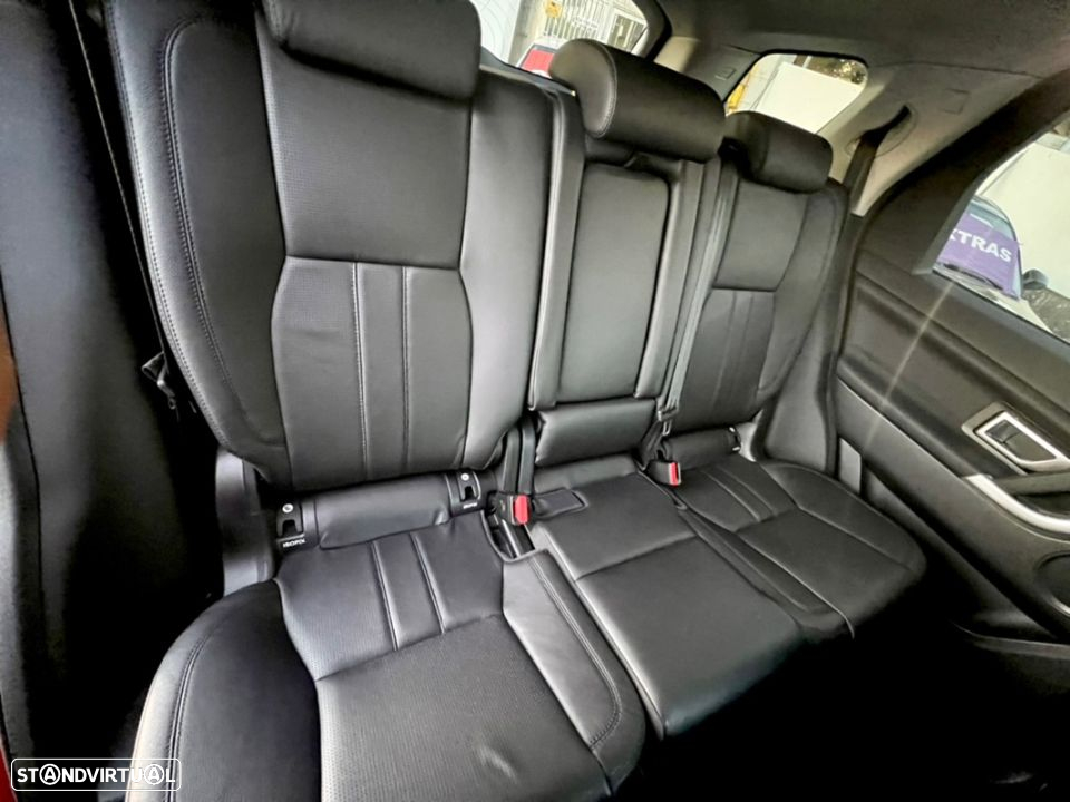 Land Rover Discovery Sport 2.0 TD4 HSE Auto - 6