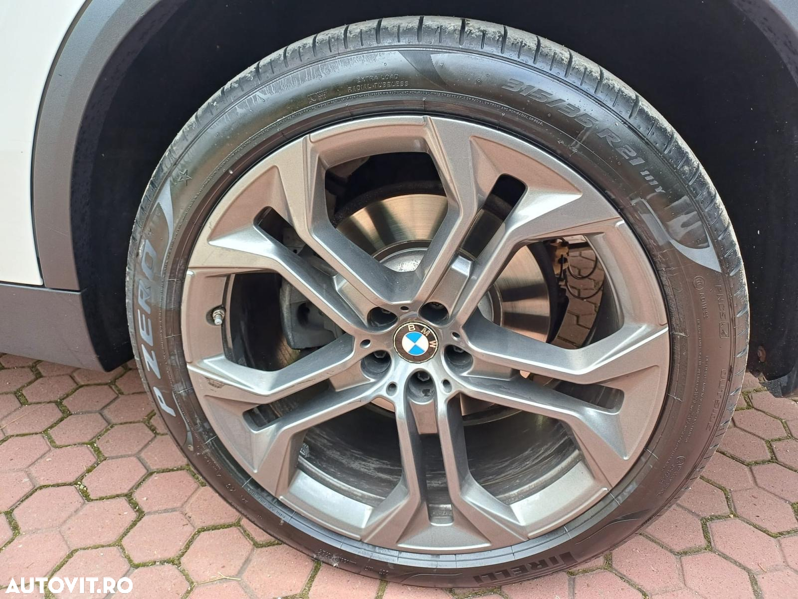 BMW X5 xDrive30d - 23