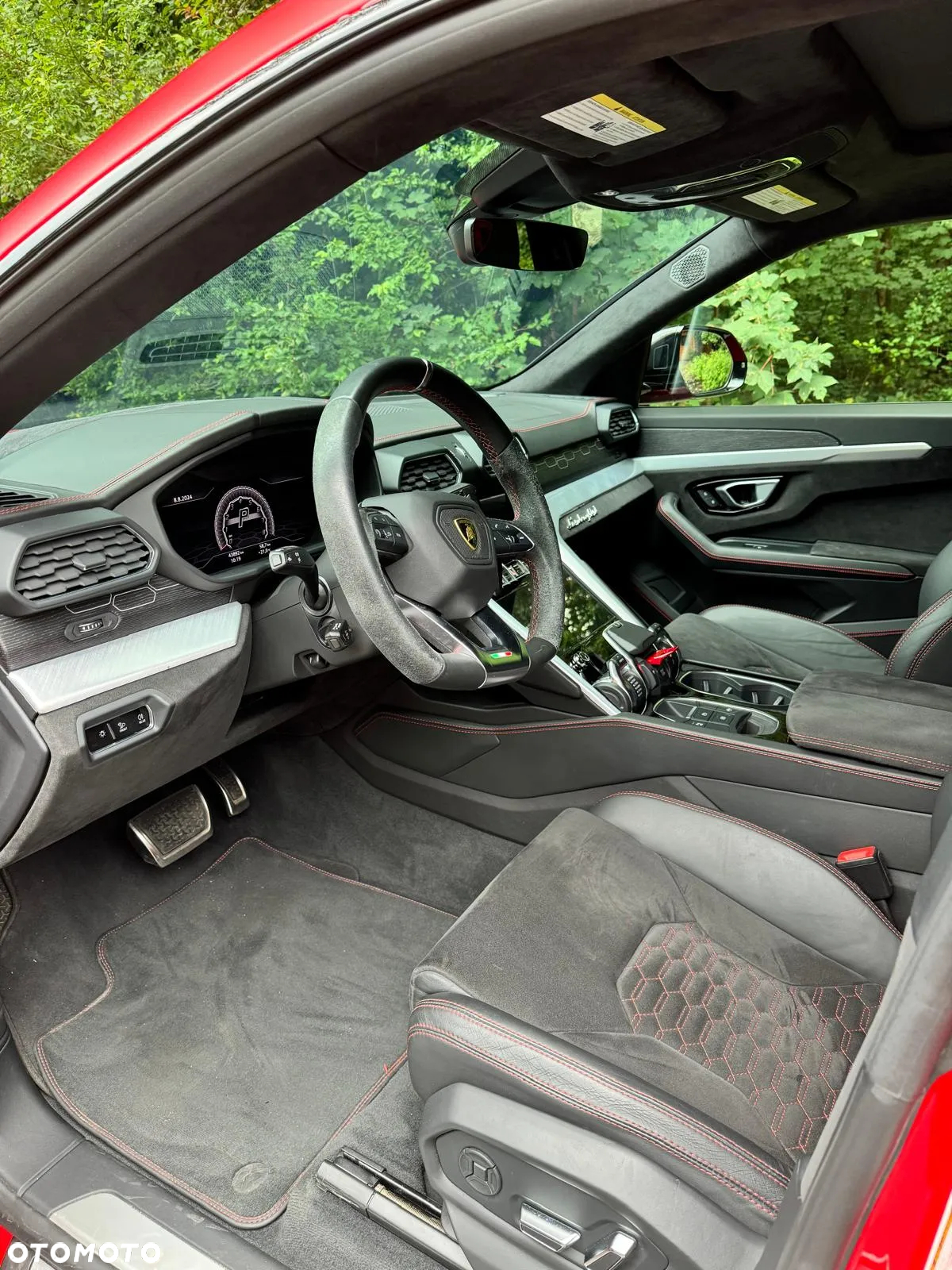 Lamborghini Urus Standard - 11