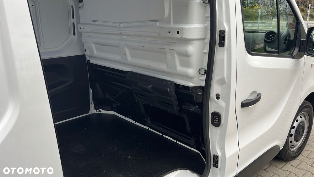 Renault Trafic - 8