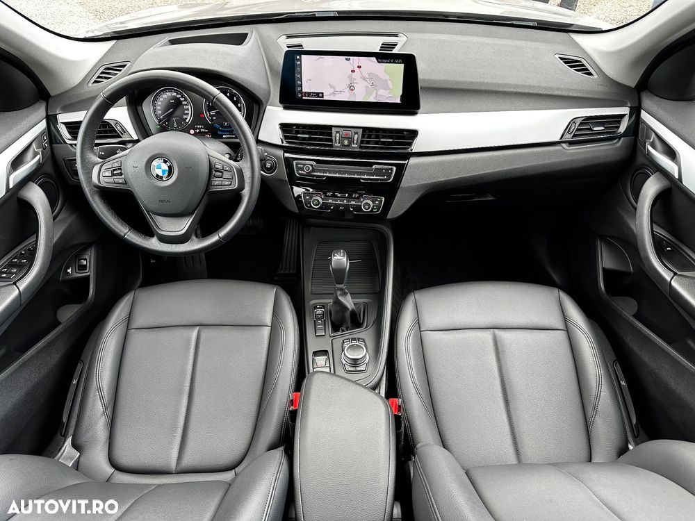 BMW X1 xDrive25e Sport Line - 7