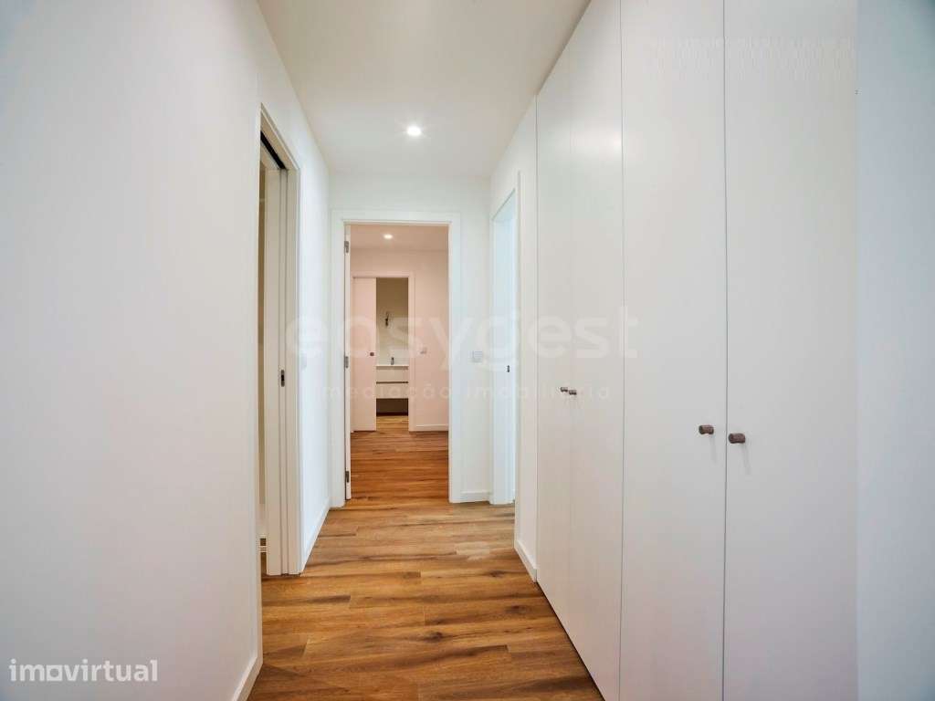 Apartamento T2 Fração G 1º andar - situado na Nazaré - Grande imagem: 5/13