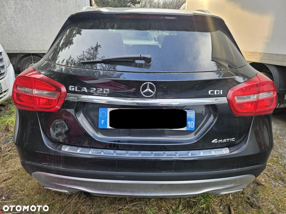 Mercedes-Benz GLA 220 CDI 4Matic 7G-DCT AMG Line - 1