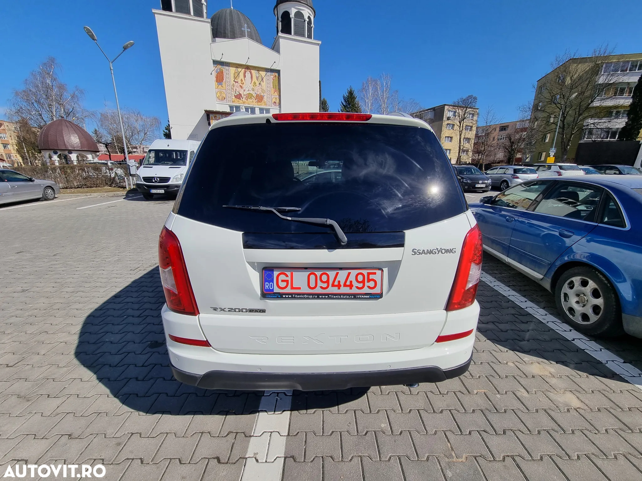 SsangYong REXTON W 2.0 e-XDI RWD DLX - 4