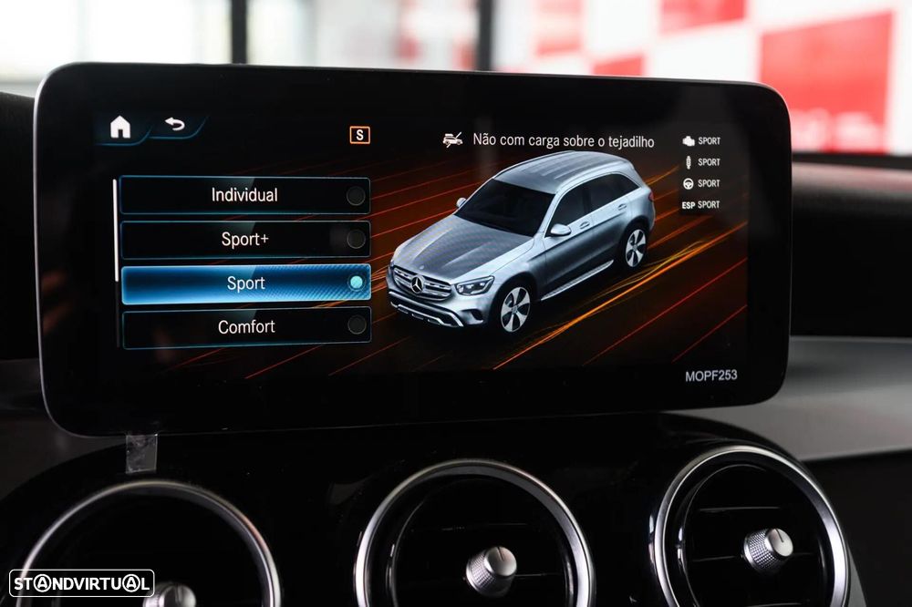 Mercedes-Benz GLC 300 - 53