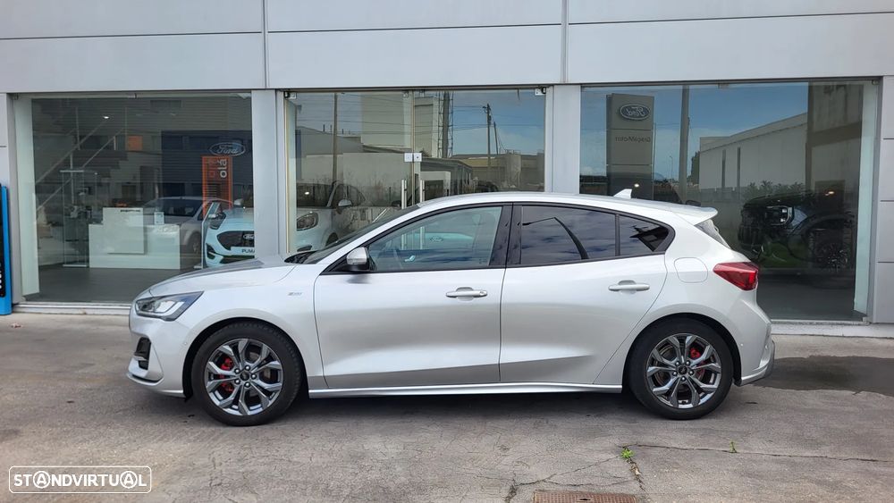 Ford Focus 1.0 EcoBoost MHEV ST-Line X - 4