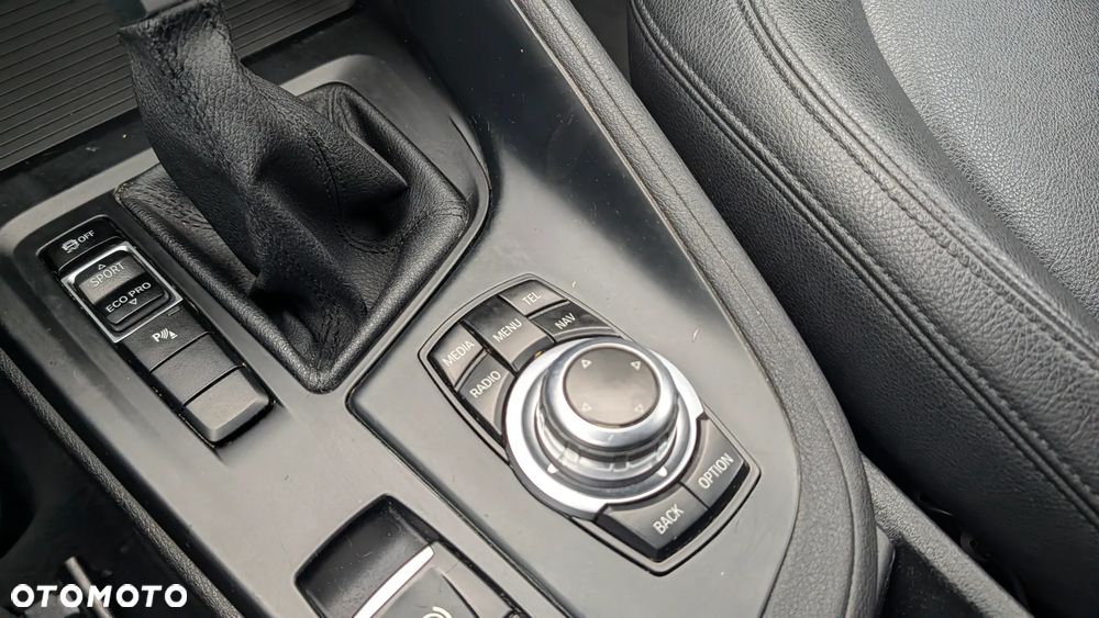 BMW X1 sDrive18d Advantage - 11