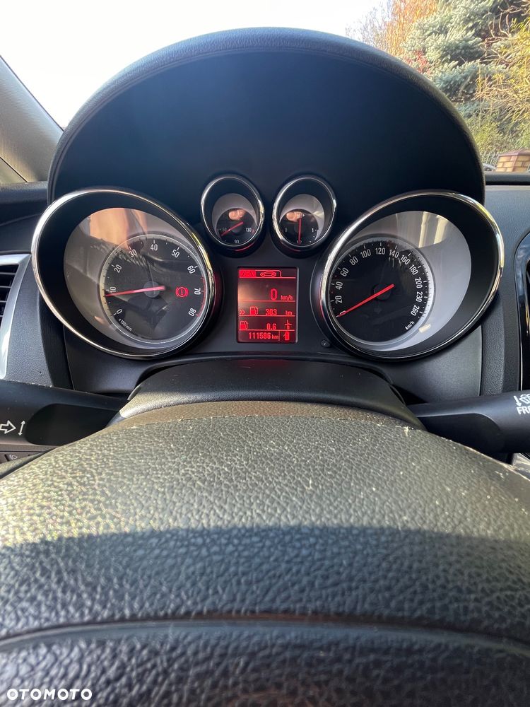 Opel Astra IV 1.4 T Cosmo - 17