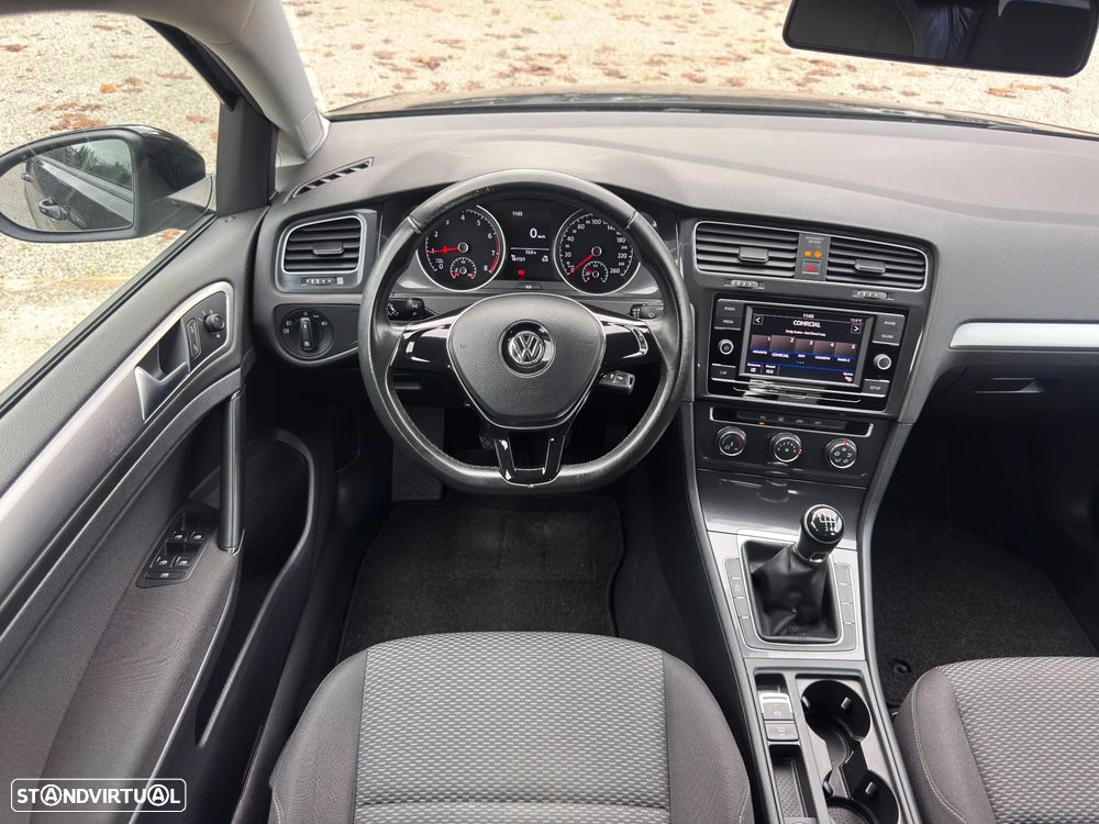 VW Golf 1.0 TSI Confortline - 23