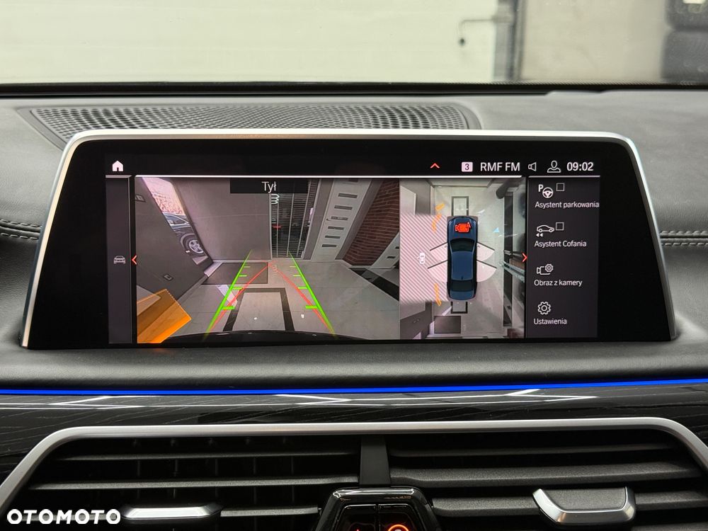 BMW Seria 7 - 25