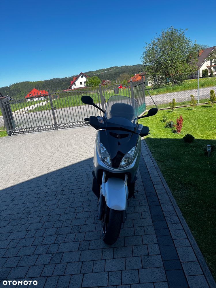 Yamaha X-max - 3