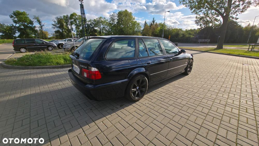 BMW Seria 5 - 24
