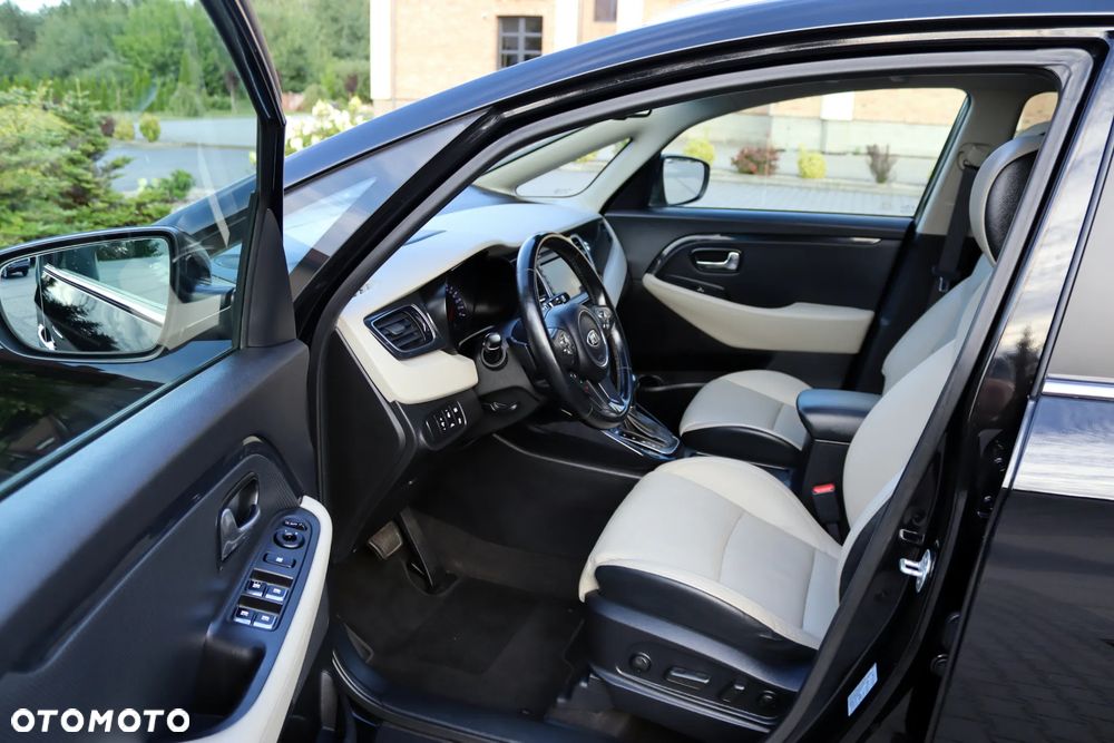 Kia Carens 1.7 CRDi L 7os - 16