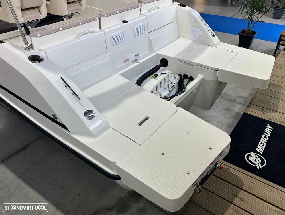 Quicksilver Activ 705 Open - 8