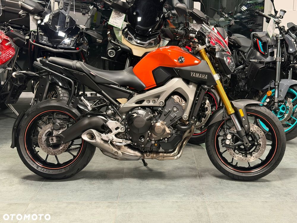 Yamaha MT - 3