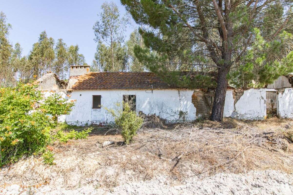 Moradia T1 para venda - Grande imagem: 2/27