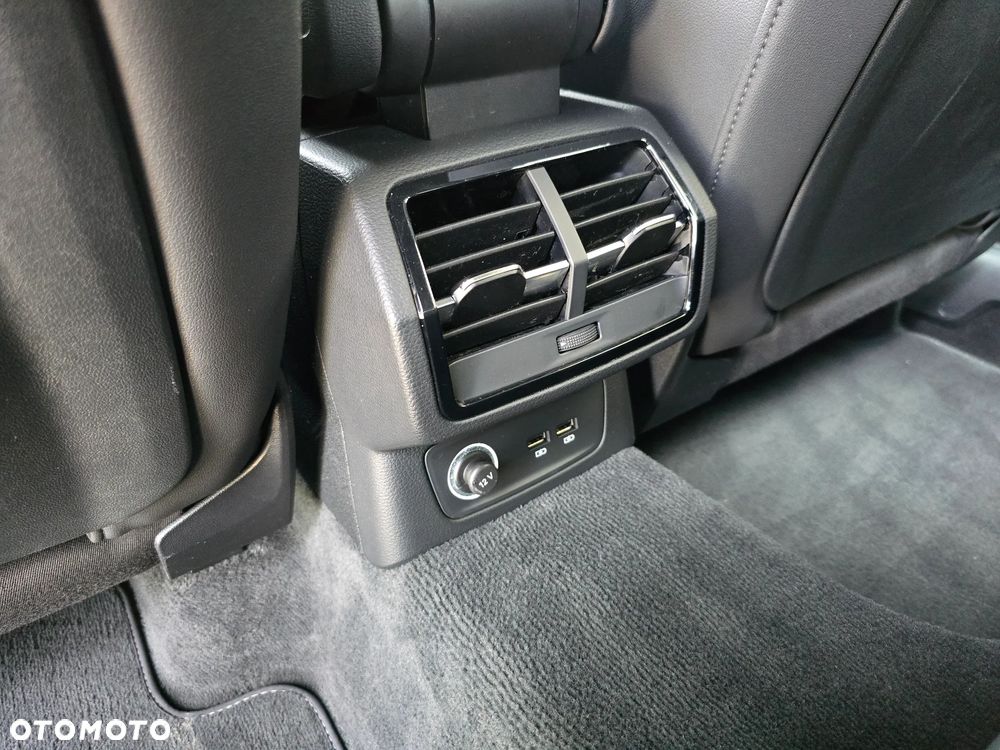 Audi Q3 35 TDI S tronic S line - 31