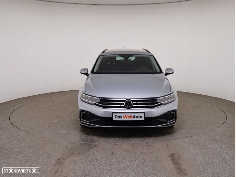VW Passat Variant - 7